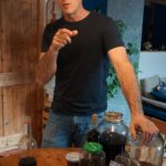 naturopathie, recette d'antant,plantes sauvages, vins et degustations, le petit chemin, activités nature en Savoie, activites nature à Aix-les Bains, apprendre les vertus des plantes, remedes de grand-mere, sante, faire son vin