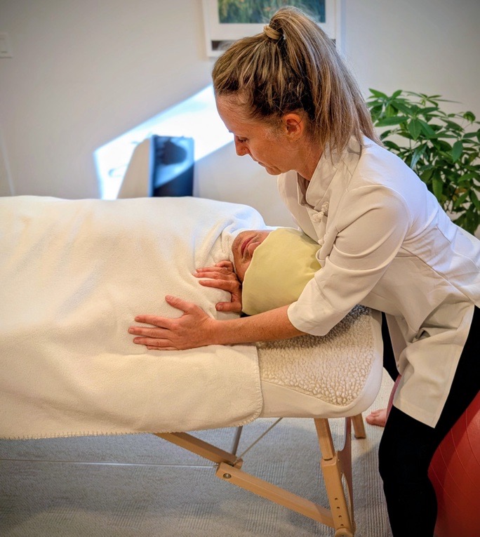 Clinique Le Petit Chemin, massothérapie, shiatsu, massage sur table, val david, laurentides, energeticienne, therapeute, santé, soins, Qi Gong, hypnose, PNL